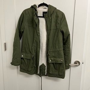 🧥🍁🍂 Forever 21 Khaki Green Fleece Lined Utility Parka Jacket with Hood